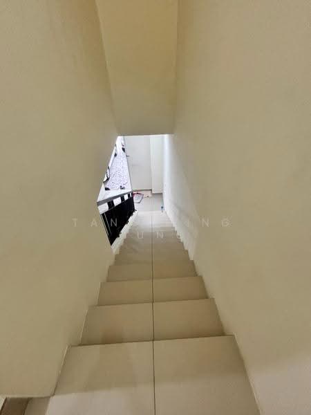 Rumah Teres 2-Tingkat untuk Disewa di Dengkil (Selangor) - Tang Ming Fung - Interior - PropertyGuru.com.my
