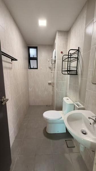 Service Residence for Sale at Sky Breeze Service Apartment - Miyuki Lee - Bathroom - PropertyGuru.com.my