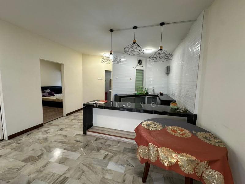 Pangsapuri untuk Disewa di Nova I - CW Kong - Kitchen - PropertyGuru.com.my