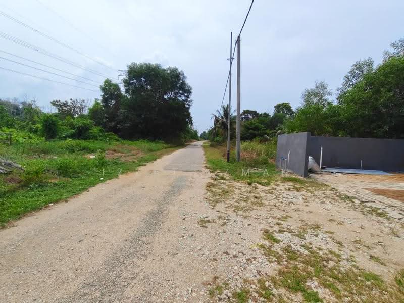 Bungalow House for Sale in Pekan (Pahang) - Izzat Azman - Exterior - PropertyGuru.com.my