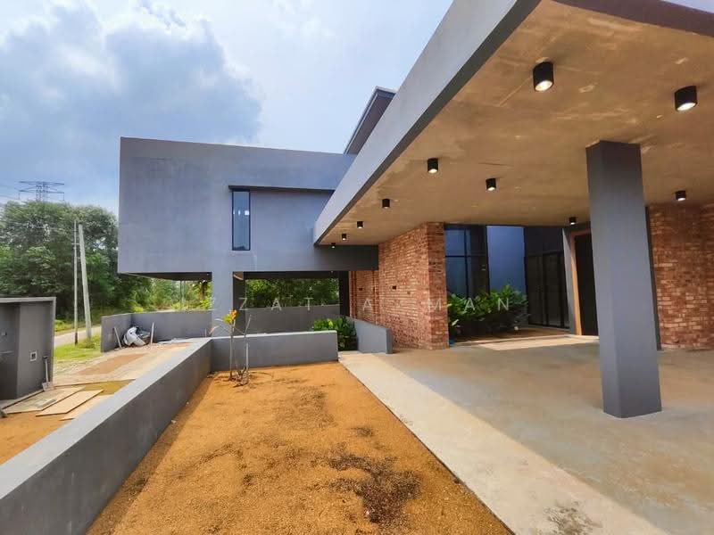Bungalow House for Sale in Pekan (Pahang) - Izzat Azman - Exterior - PropertyGuru.com.my
