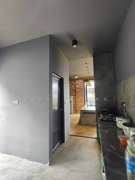 Bungalow House for Sale in Pekan (Pahang) - Izzat Azman - Kitchen - PropertyGuru.com.my