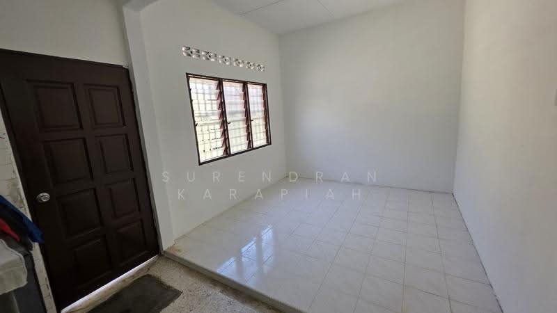 1-storey Terraced House for Sale in Taman Ria (Klang) - Surendran Karapiah - Interior - PropertyGuru.com.my