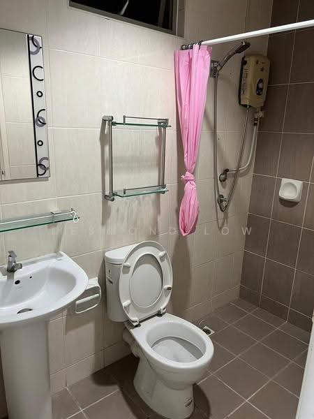 Kediaman Servis untuk Disewa di Birch Plaza - Desmond Low - Bathroom - PropertyGuru.com.my
