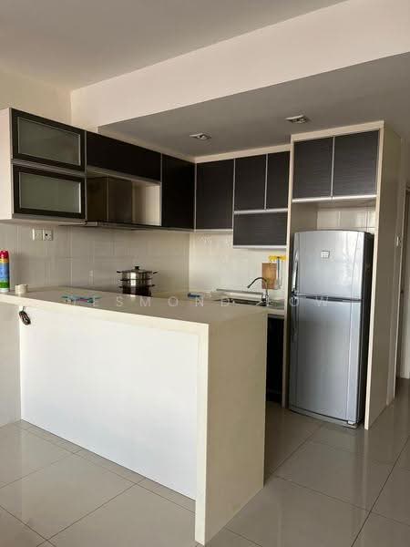 Kediaman Servis untuk Disewa di Birch Plaza - Desmond Low - Kitchen - PropertyGuru.com.my
