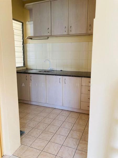 Apartment for Sale at Saujana Damansara - Azizirrahim . - Kitchen - PropertyGuru.com.my