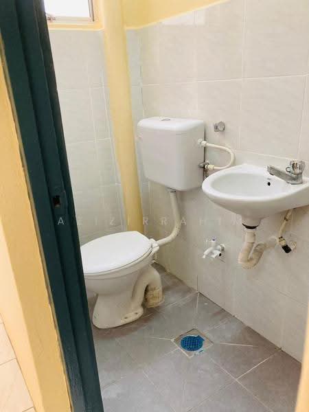 Apartment for Sale at Saujana Damansara - Azizirrahim . - Bathroom - PropertyGuru.com.my