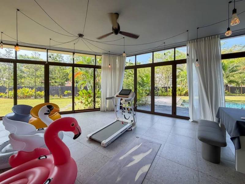 Bungalow House for Sale in Taman Puncak Perdana (Shah Alam) - Azura Hariri - Gym - PropertyGuru.com.my