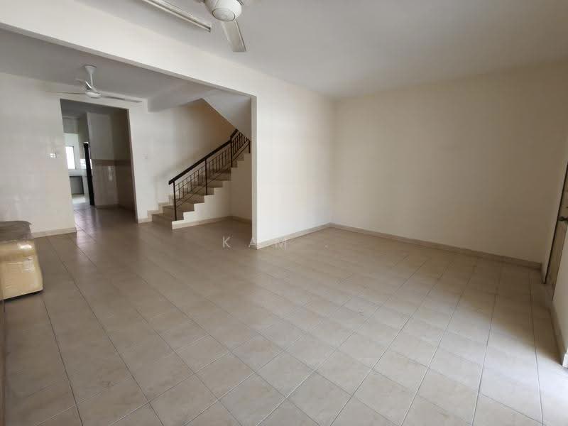 Rumah Teres 2-Tingkat untuk Disewa di Bandar Parklands (Klang) - Kam Chun Hoe - Living Room - PropertyGuru.com.my