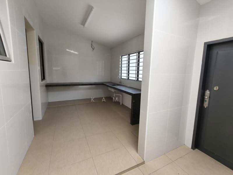 Rumah Teres 2-Tingkat untuk Disewa di Bandar Parklands (Klang) - Kam Chun Hoe - Kitchen - PropertyGuru.com.my