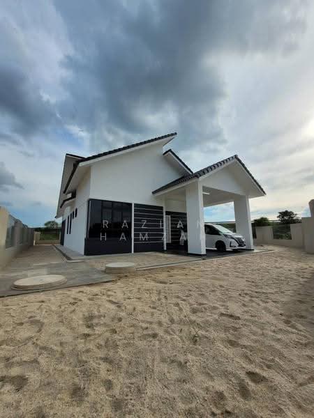 Bungalow House for Sale in Ketereh (Kelantan) - Razlan Hamzah - Exterior - PropertyGuru.com.my