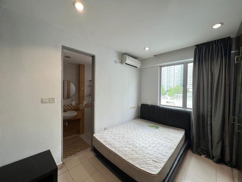 Condominium for Rent at Perdana Emerald - Kfong Lee - Bedroom - PropertyGuru.com.my