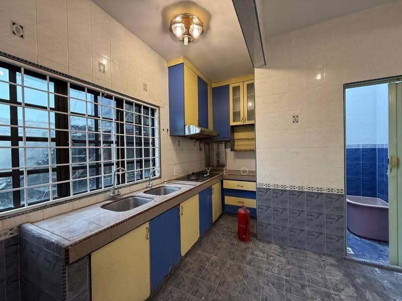 2-storey Terraced House for Sale in Batu Caves (Selangor) - Jane Yeow - Kitchen - PropertyGuru.com.my