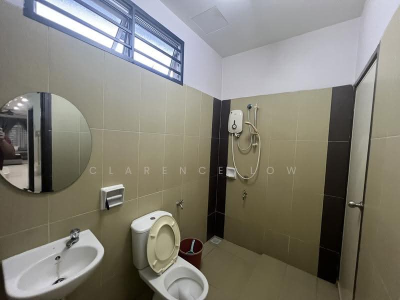 2-storey Terraced House for Rent in Johor Bahru (Johor) - Clarence Low - Bathroom - PropertyGuru.com.my