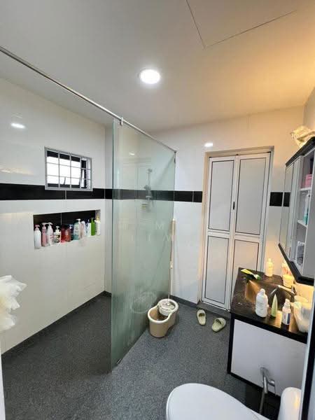 2-storey Terraced House for Sale in Saujana Damansara (Damansara Damai) - Kim Meng Lew - Bathroom - PropertyGuru.com.my