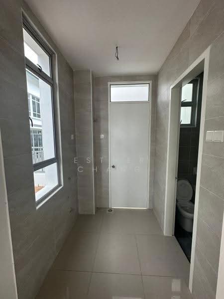 Cluster House for Sale in Johor Bahru (Johor) - Esther Chang - Corridor - PropertyGuru.com.my