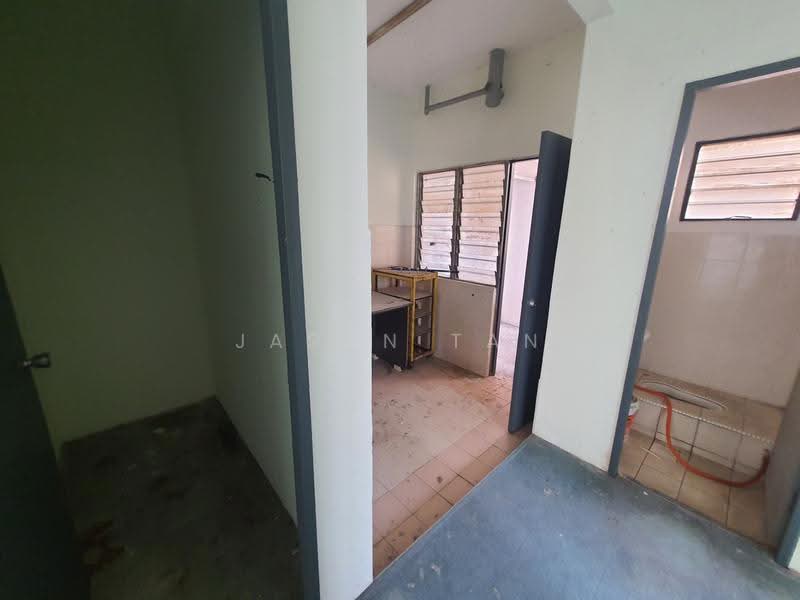 Pangsapuri untuk Disewa di Puchong Utama Court 2 - Jason Tan - Interior - PropertyGuru.com.my