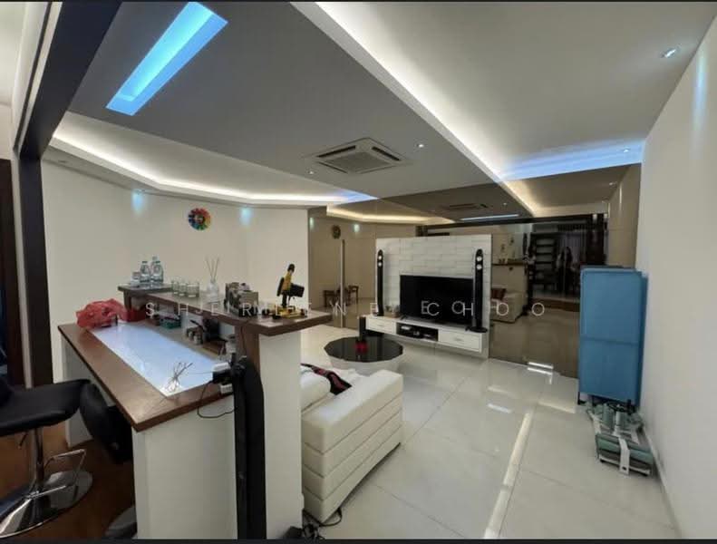 Pangsapuri untuk Dijual di Maica Court - Sherlene Choo - Living Room - PropertyGuru.com.my