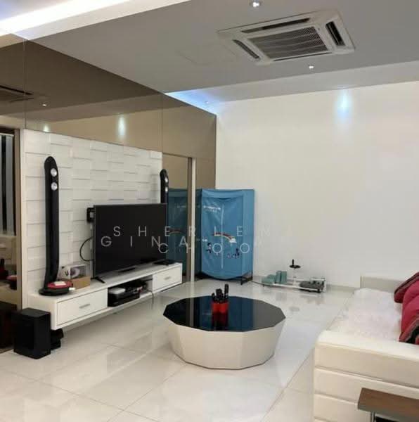 Pangsapuri untuk Dijual di Maica Court - Sherlene Choo - Living Room - PropertyGuru.com.my