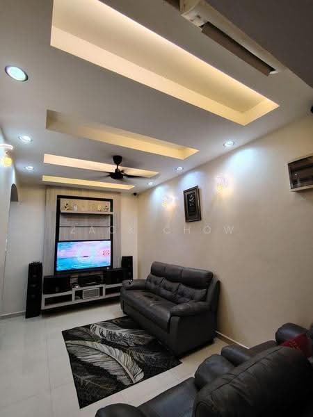 Rumah Teres 1-Tingkat untuk Dijual di Taman Kempas Indah (Tebrau) - Zack Chow - Living Room - PropertyGuru.com.my
