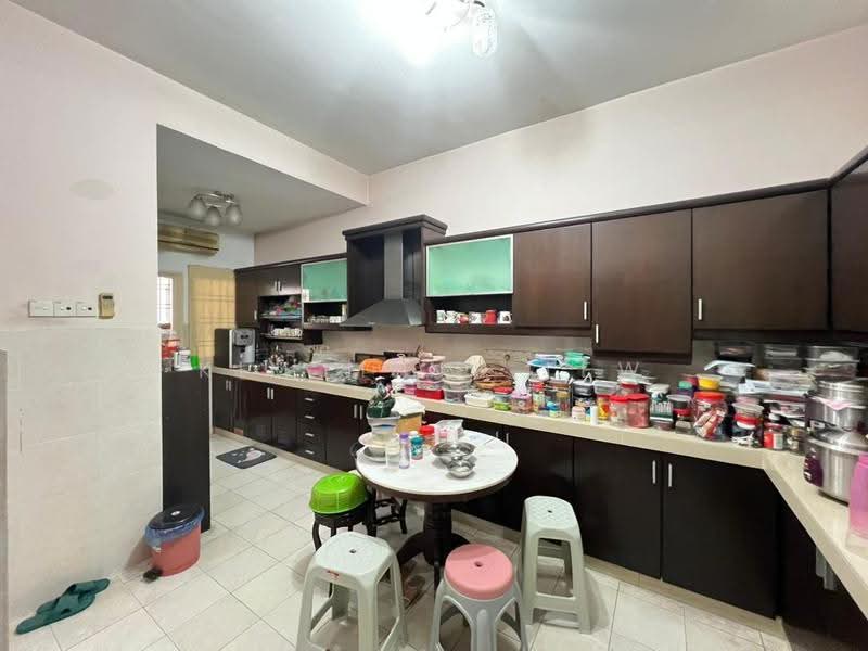 2.5-storey Terraced House for Sale in Taman Fadason (Kepong) - Kim Meng Lew - Kitchen - PropertyGuru.com.my