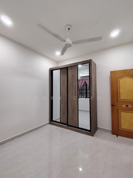 Rumah Teres 2-Tingkat untuk Disewa di Taman Wawasan (Puchong) - Terry Chen - PropertyGuru.com.my