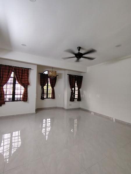 Rumah Teres 2-Tingkat untuk Disewa di Taman Wawasan (Puchong) - Terry Chen - PropertyGuru.com.my