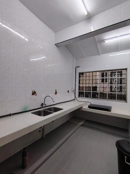 Rumah Teres 2-Tingkat untuk Disewa di Taman Wawasan (Puchong) - Terry Chen - PropertyGuru.com.my