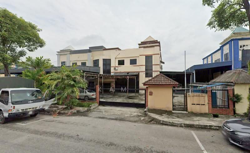 Factory for Rent in Bukit Kemuning (Shah Alam) - Kam Chun Hoe - Exterior - PropertyGuru.com.my