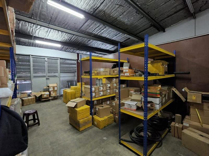Terrace Factory for Sale in Kota Kemuning (Shah Alam) - Kam Chun Hoe - Interior - PropertyGuru.com.my