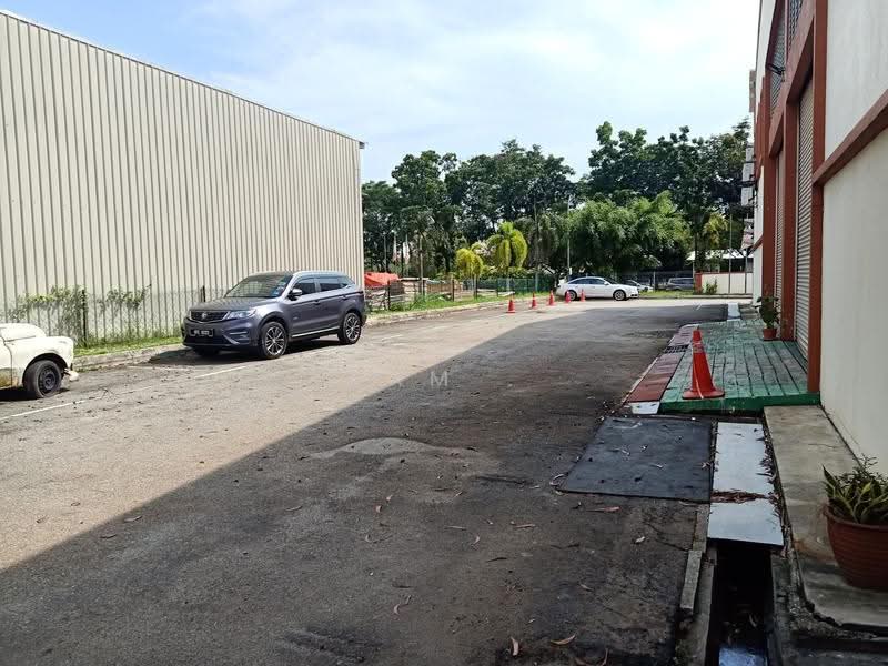 Semi-D Factory for Rent in Kota Kemuning (Shah Alam) - Kam Chun Hoe - Exterior - PropertyGuru.com.my