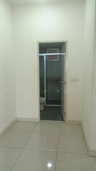 Service Residence for Rent at Savanna Executive Suite @ Southville City - Isaac Hoo - Bathroom - PropertyGuru.com.my