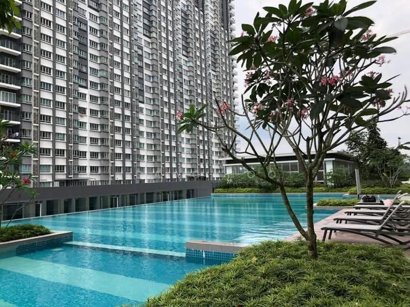 Service Residence for Rent at Savanna Executive Suite @ Southville City - Isaac Hoo - Pool - PropertyGuru.com.my