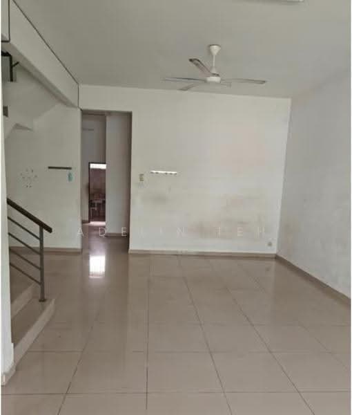 3-storey Terraced House for Sale in Taman Bukit Juru (Juru) - Adelin Teh - Living Room - PropertyGuru.com.my