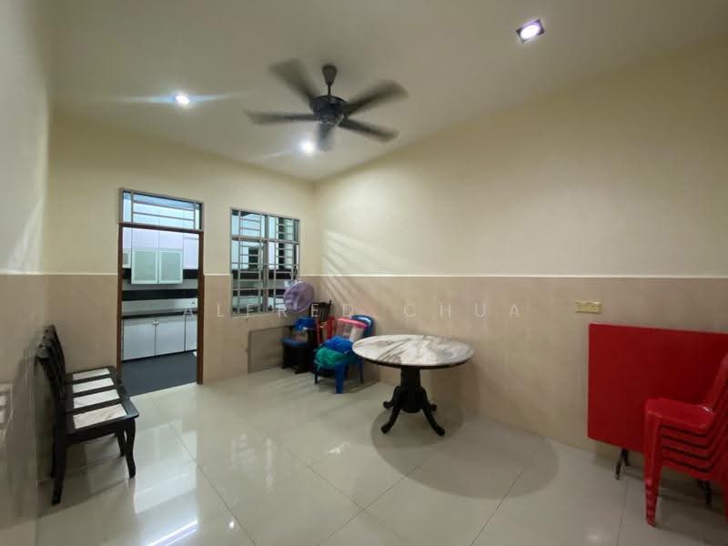Rumah Berkembar untuk Dijual di Taman Tekukur Indah (Nibong Tebal) - Alfred Chua - Living Room - PropertyGuru.com.my