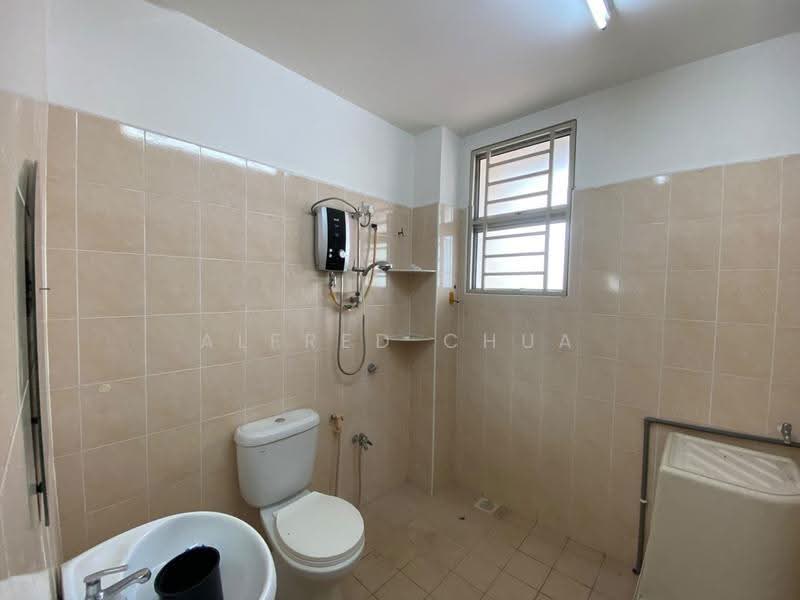 Rumah Berkembar untuk Dijual di Taman Tekukur Indah (Nibong Tebal) - Alfred Chua - Bathroom - PropertyGuru.com.my
