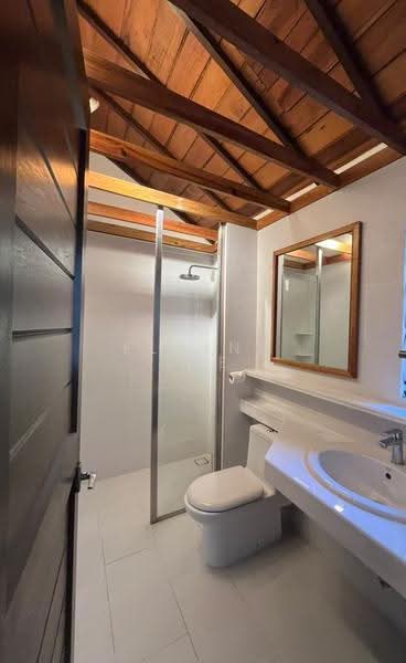 Bungalow House untuk Disewa di Taman Duta (Bukit Tunku (Kenny Hills)) - Elaine Lee - Bathroom - PropertyGuru.com.my