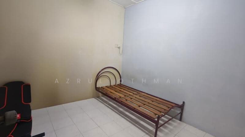 1-storey Terraced House for Sale in Taman Bidara (Seremban) - Azrul Othman - Bedroom - PropertyGuru.com.my