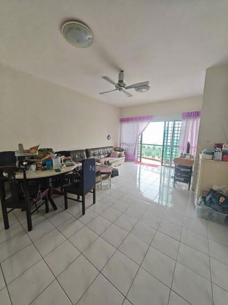Pangsapuri untuk Disewa di Larkin Utama (Menara Metro Larkin) - Kun Chai - Living Room - PropertyGuru.com.my