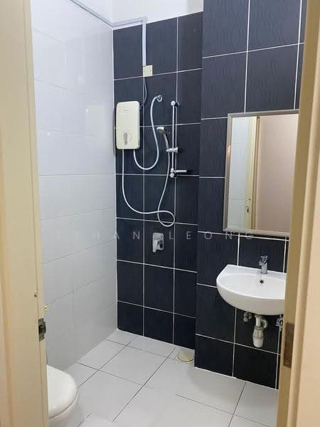 2-storey Terraced House for Rent in Eco Majestic (Semenyih) - Ethan Leong - Bathroom - PropertyGuru.com.my