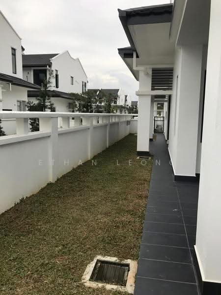2-storey Terraced House for Rent in Eco Majestic (Semenyih) - Ethan Leong - Exterior - PropertyGuru.com.my