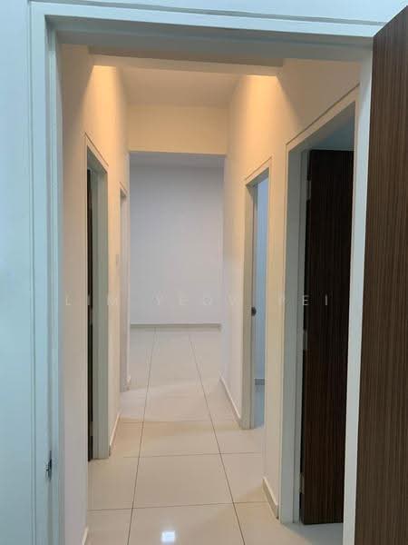 Service Residence for Sale at Seasons Garden Residences - Lim Yeow Pei - Corridor - PropertyGuru.com.my