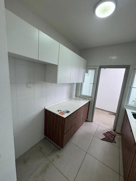 Kediaman Servis untuk Disewa di Seasons Amara Larkin - Ken Sim - Kitchen - PropertyGuru.com.my