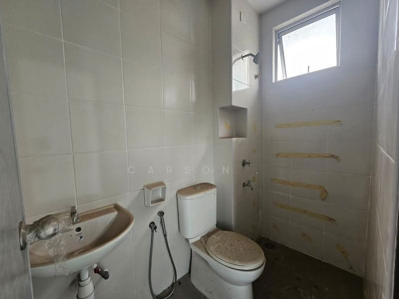 Rumah Teres untuk Dijual di Taman Nusa Damai (Pasir Gudang) - Carson . - Bathroom - PropertyGuru.com.my