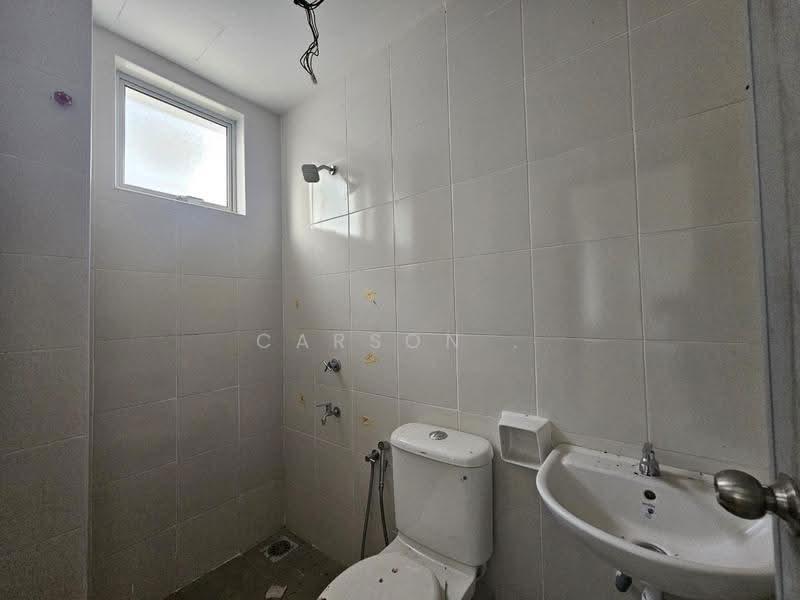 Rumah Teres untuk Dijual di Taman Nusa Damai (Pasir Gudang) - Carson . - Bathroom - PropertyGuru.com.my