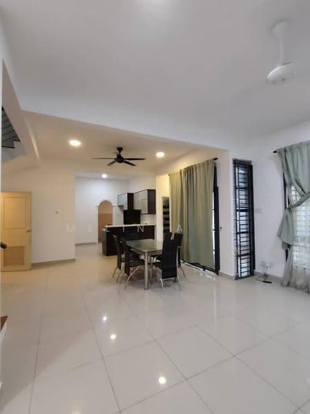 Rumah Kluster untuk Disewa di Taman Adda Heights (Tebrau) - Melinda Ee - Dining Room - PropertyGuru.com.my