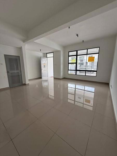 Rumah Teres untuk Dijual di Taman Ponderosa (Johor Bahru) - Agnes . - PropertyGuru.com.my