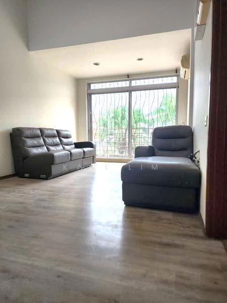 Rumah Teres 2-Tingkat untuk Dijual di Setia Tropika (Johor Bahru) - Karl Lim - Living Room - PropertyGuru.com.my