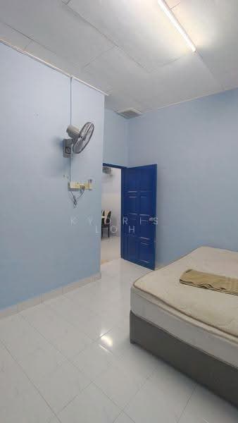 1-storey Terraced House for Rent in Senai (Johor) - Kyoris Loh - Bedroom - PropertyGuru.com.my