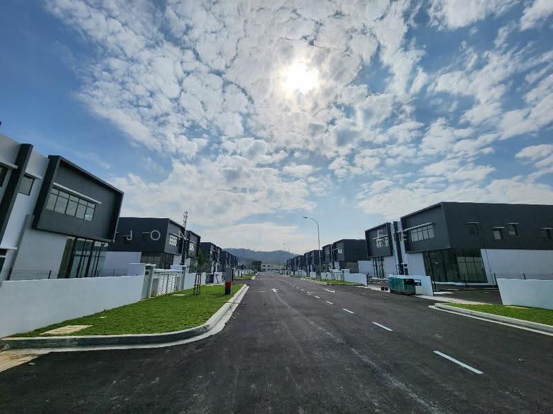 Kilang untuk Disewa di Puchong (Selangor) - Jonathan Lee - Exterior - PropertyGuru.com.my